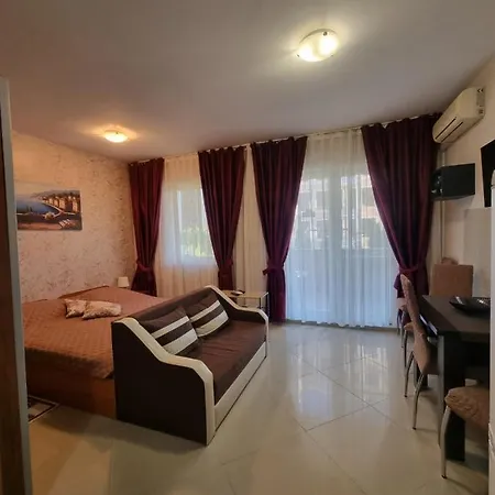 Апартамент Domus Spacious