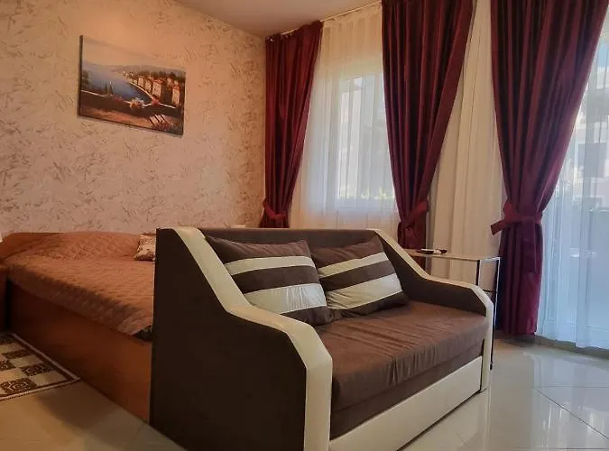 Domus Extra 圣弗拉斯